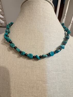 Vintage Turquoise Style Beaded Necklace 17.5” Magnetic Clasp